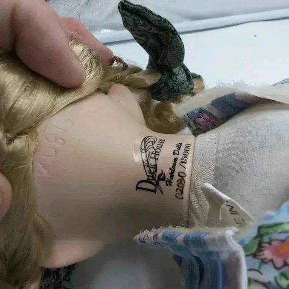 Duck House Heirloom Dolls numbered Porcelain Doll Golden Curls 16 inch - Picture 5 of 7